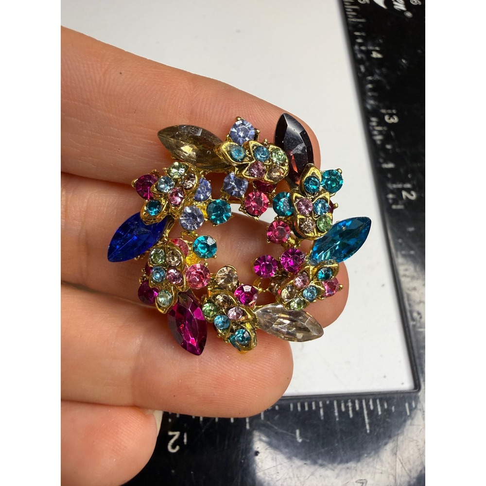 Multi Color Rhinestone Wreath Brooch Gold Tone Crystal Floral Pin 1.5 Inch